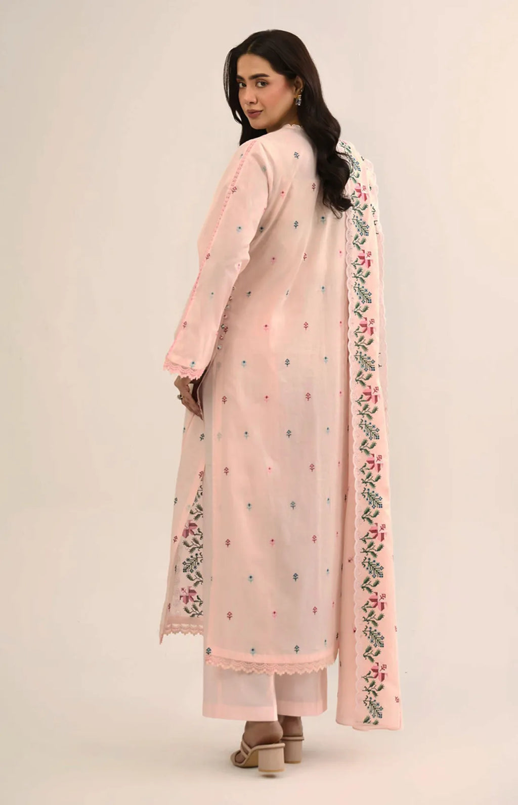 3 Pcs Women's Unstitched Embroidered Suit